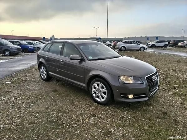 Second-hand Audi A3 140 CP (102 kW) 2012 Maro Hatchback