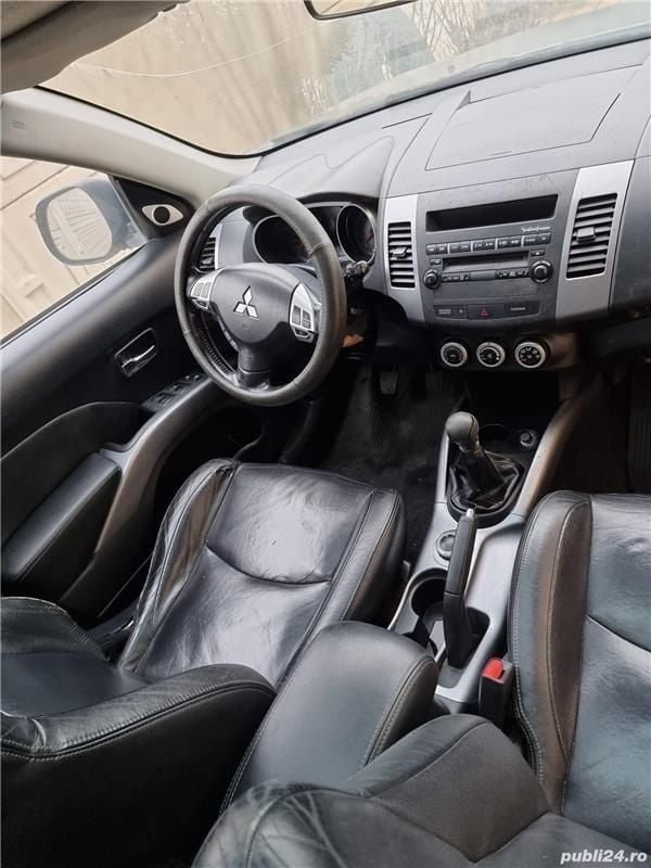 Second-hand Mitsubishi Outlander 177 CP (130 kW) 2008 Gri SUV