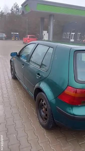 Utilizat 1999 VW Golf IV Hatchback | 800 EUR (Preț bun) - Imagine 1/4