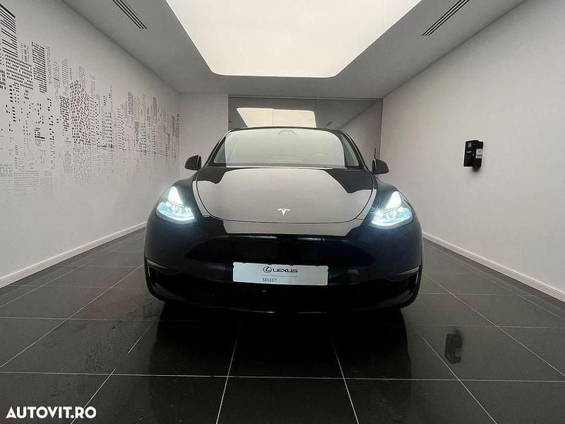 Second-hand Tesla Model Y Long Range AWD 258 kW (351 CP) 2023 Culoarenegru SUV
