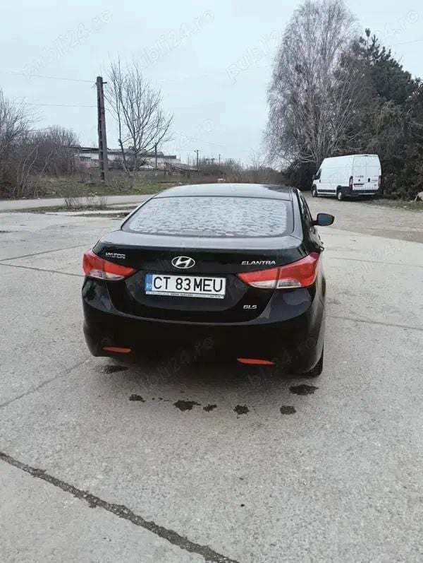 Utilizat 2012 Hyundai Elantra Berlinǎ | 4.999 EUR (Super Preț) - Imagine 1/4