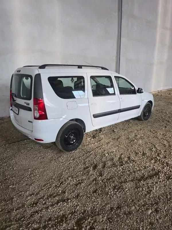 Utilizat 2010 Dacia Logan MCV | 4.000 EUR (Puțin scump) - Imagine 1/4