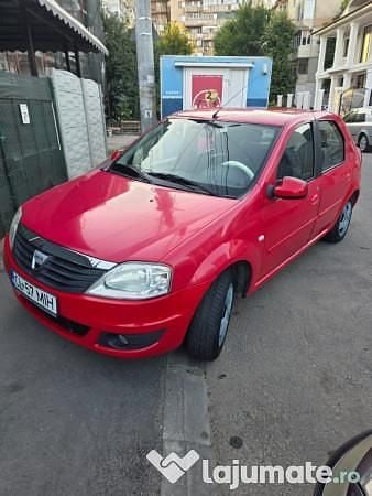 Roșu Utilizat 2010 Dacia Logan Berlinǎ | 2.300 EUR (Preț OK) - Imagine 1/4