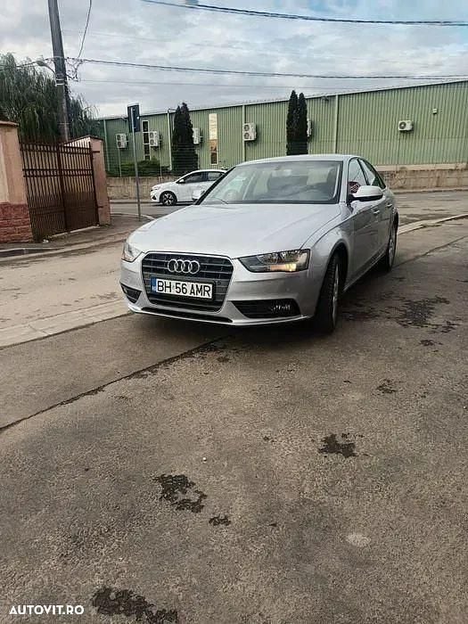 Culoaregri Utilizat 2015 Audi A4 Berlinǎ | 10.300 EUR (Super Preț) - Imagine 1/4