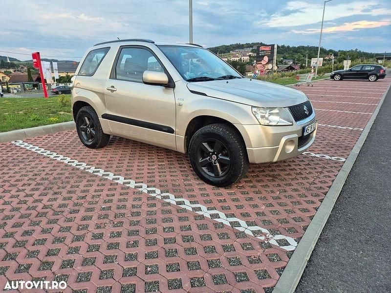 Culoaremaro Utilizat 2008 Suzuki Grand Vitara SUV | 4.800 EUR (Preț OK) - Imagine 1/4