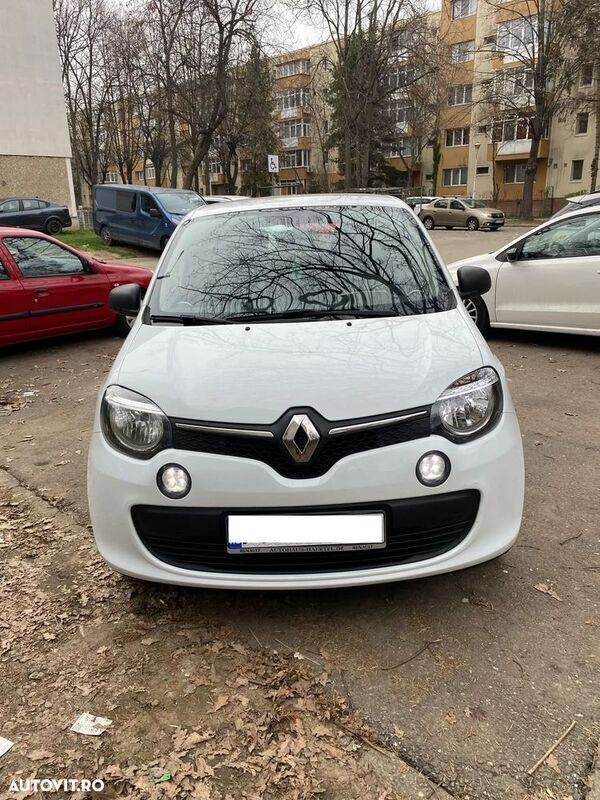 Alb Utilizat 2019 Renault Twingo Life Hatchback | 4.500 EUR - Imagine 1/4