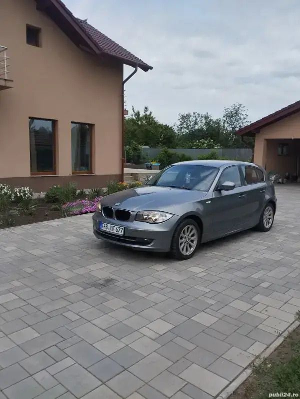 Utilizat 2010 BMW 116 Hatchback | 4.400 EUR - Imagine 1/4