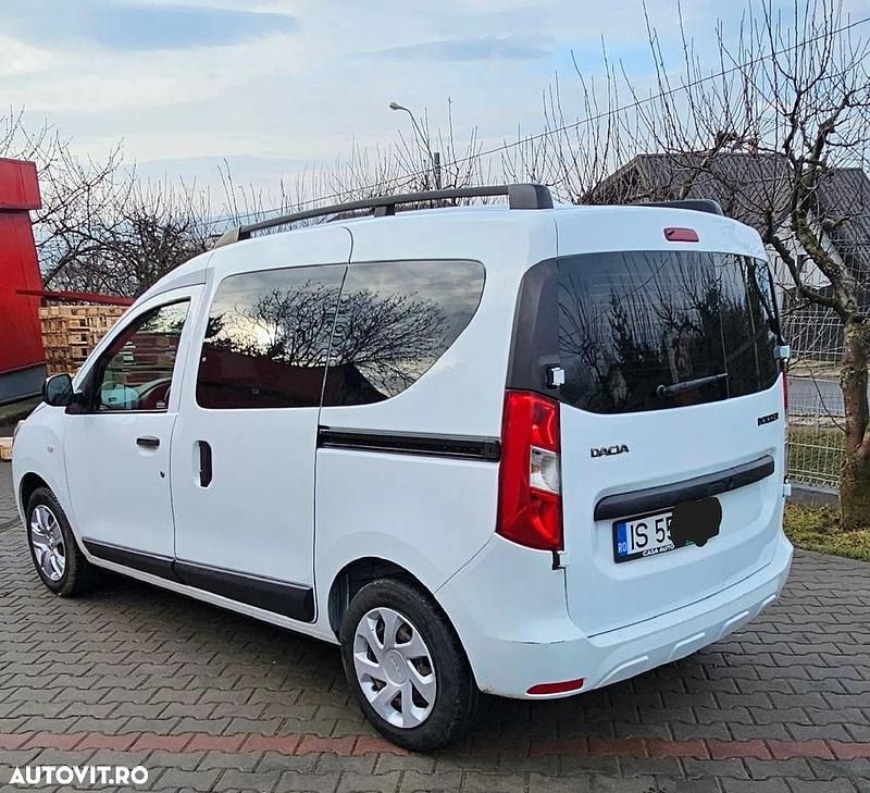 Second-hand Dacia Dokker Lauréate 75 CP (55 kW) 2020 Culoarealb Monovolum