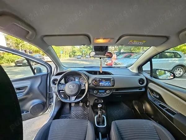 Utilizat 2017 Toyota Yaris Luna | 10.800 EUR (Super Preț) - Imagine 1/4
