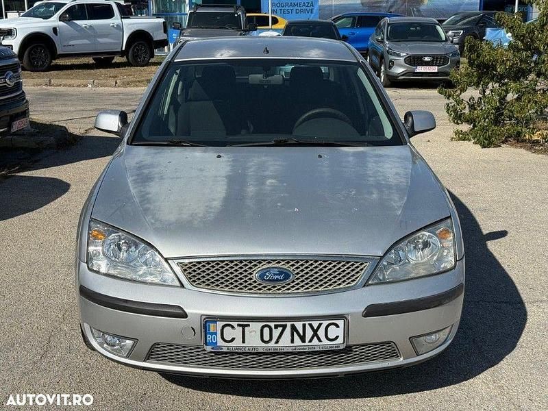 Second-hand Ford Mondeo Trend 125 CP (91 kW) 2005 Culoaregri Berlinǎ