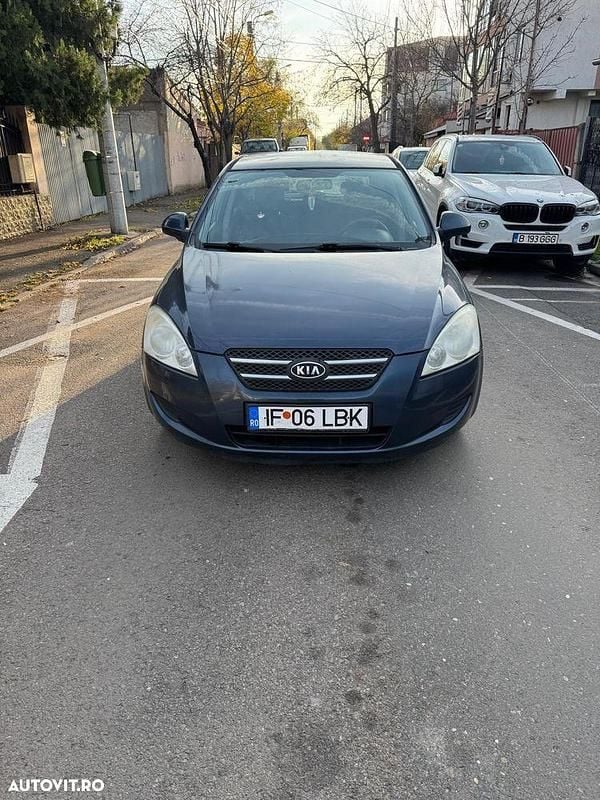 Culoaregri Utilizat 2008 Kia Ceed City Hatchback | 1.850 EUR (Preț bun) - Imagine 1/4