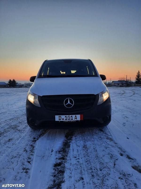 Culoarealb Utilizat 2016 Mercedes Vito Van | 14.800 EUR (Preț OK) - Imagine 1/4