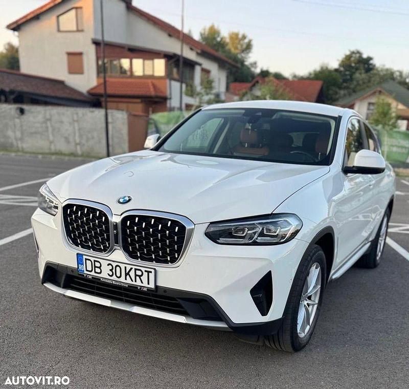 Alb Utilizat 2022 BMW X4 SUV | 41.990 EUR (Preț OK) - Imagine 1/4