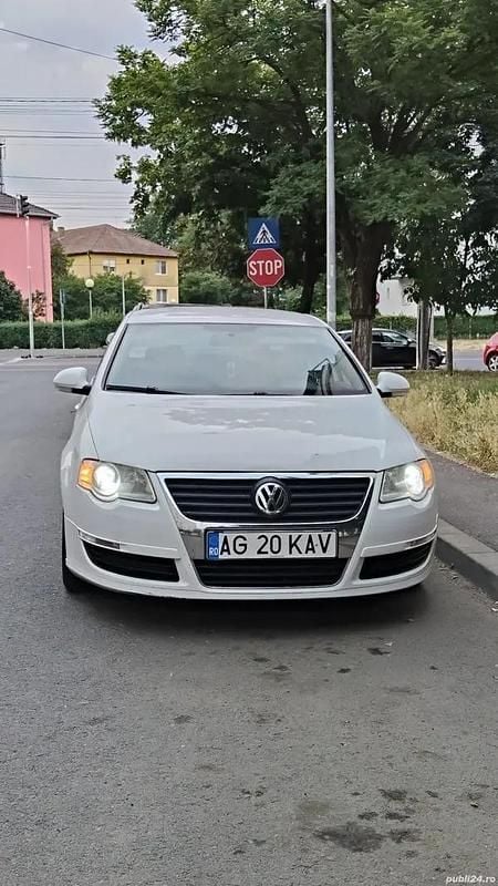 Utilizat 2008 VW Passat Berlinǎ | 2.650 EUR (Preț bun) - Imagine 1/4