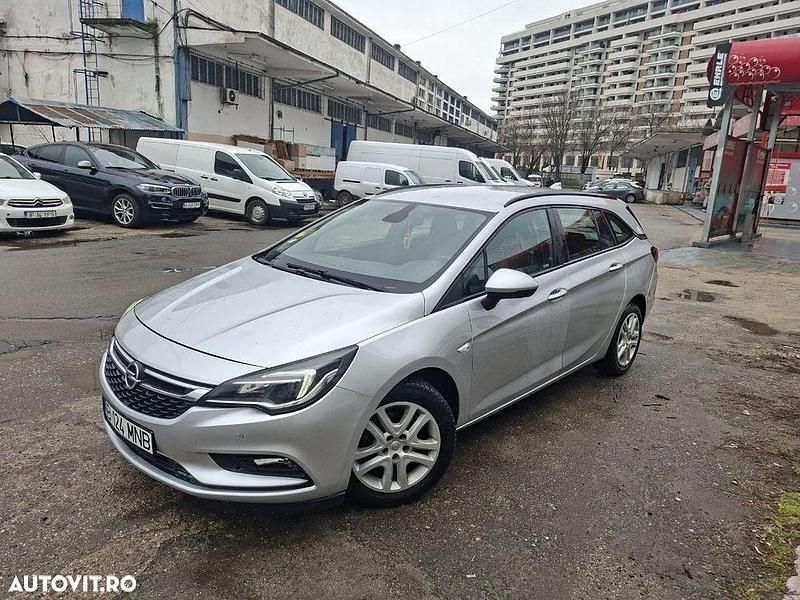 Second-hand Opel Astra Edition 110 CP (80 kW) 2016 Culoareargint Break