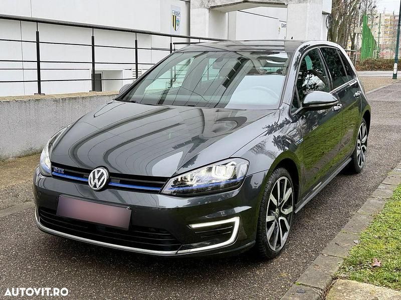 Second-hand VW Golf VII GTE 204 CP (150 kW) 2016 Culoaregri Hatchback