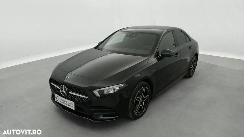 Negru Utilizat 2021 Mercedes A250 Berlinǎ | 25.000 EUR (Super Preț) - Imagine 1/4