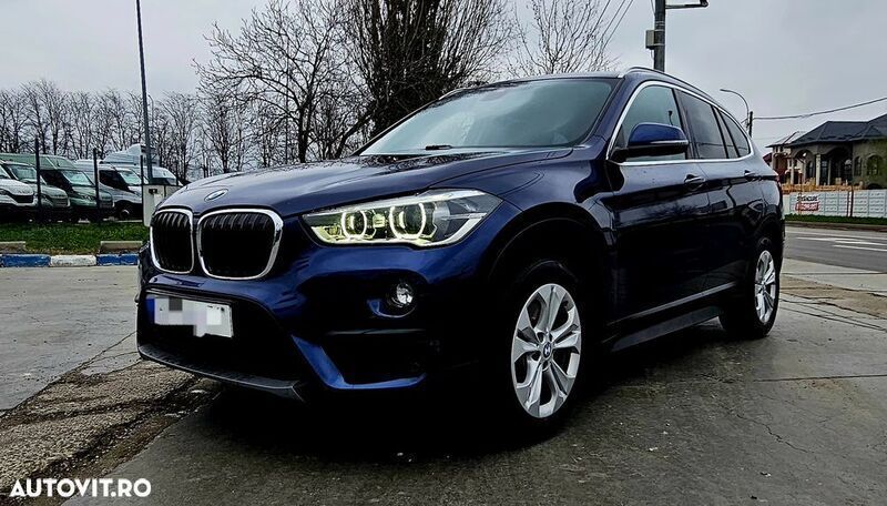 Albastru Utilizat 2017 BMW X1 SUV | 12.600 EUR (Super Preț) - Imagine 1/4