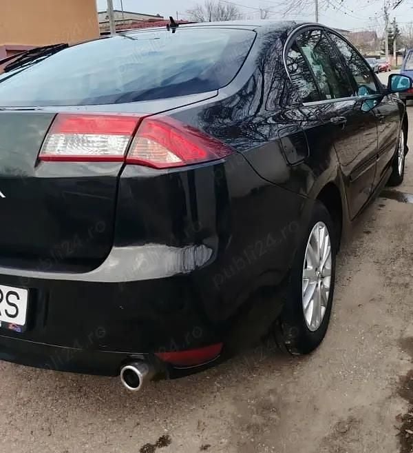 Second-hand Renault Laguna III 81 CP (59 kW) 2013 Berlinǎ