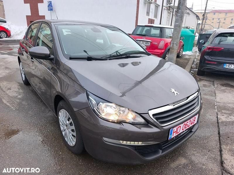 Second-hand Peugeot 308 Business-Line 120 CP (88 kW) 2016 Gri Hatchback