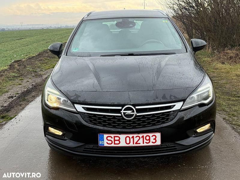 Second-hand Opel Astra Innovation 136 CP (100 kW) 2017 Culoarenegru Break