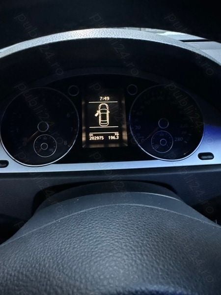 Utilizat 2010 VW CC Berlinǎ | 6.000 EUR (Preț bun) - Imagine 1/4