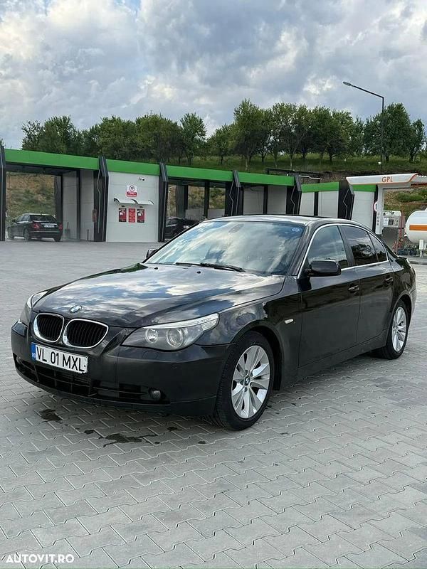 Culoarenegru Utilizat 2006 BMW 520 Berlinǎ | 4.500 EUR (Preț OK) - Imagine 1/4