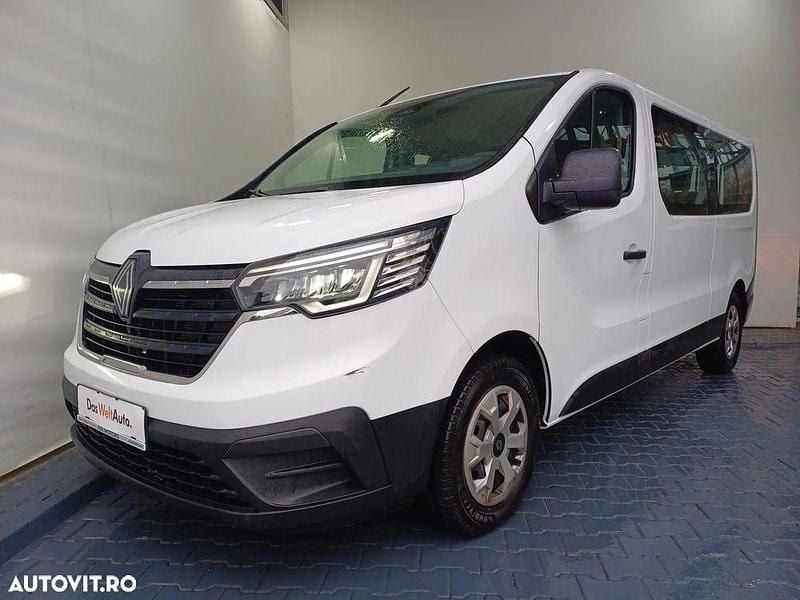 Albnormal Utilizat 2024 Renault Trafic Zen Van | 30.850 EUR (Scump) - Imagine 1/4