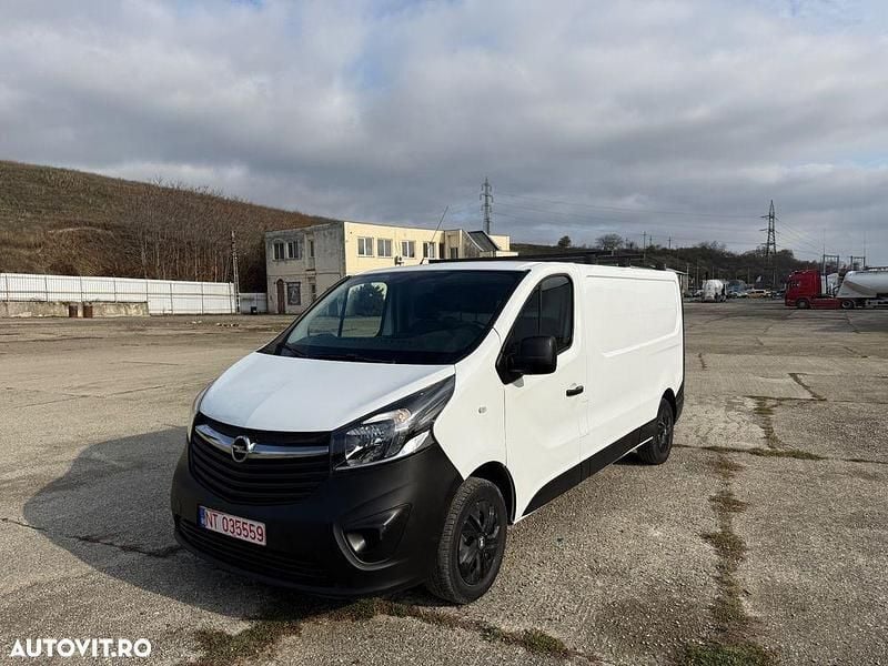 Culoarealb Utilizat 2019 Opel Vivaro Van | 8.700 EUR (Super Preț) - Imagine 1/4
