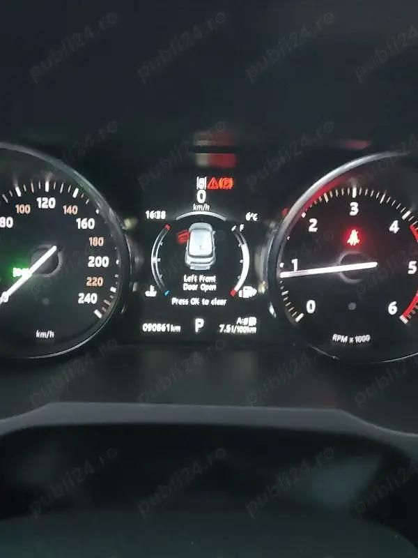 Second-hand Land Rover Range Rover evoque 150 CP (110 kW) 2015 SUV