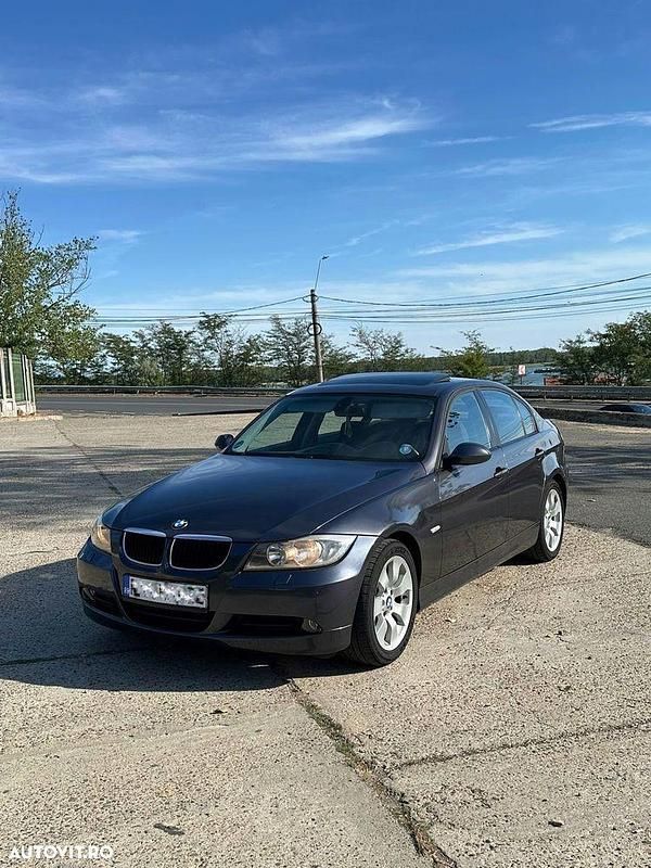 Culoaregri Utilizat 2008 BMW 318 Berlinǎ | 4.999 EUR (Preț OK) - Imagine 1/4