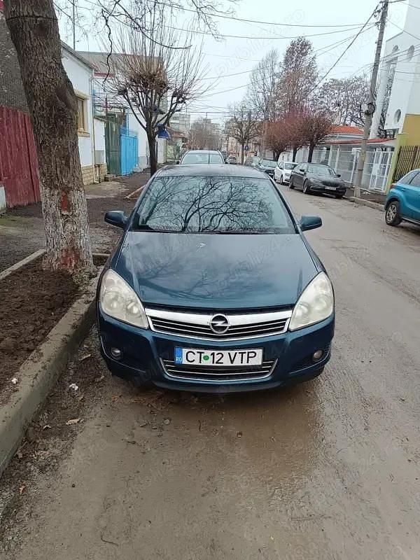 Second-hand Opel Astra 116 CP (85 kW) 2008 Hatchback
