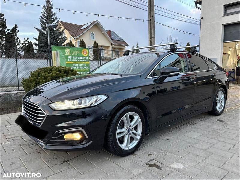 Second-hand Ford Mondeo ST-Line 150 CP (110 kW) 2019 Culoarenegru Berlinǎ