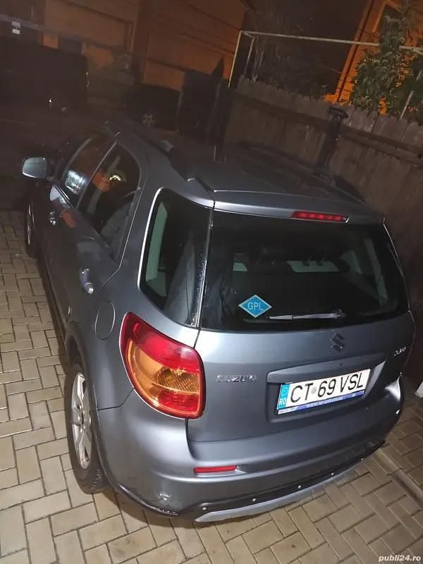 Utilizat 2011 Suzuki SX4 SUV | 5.000 EUR (Preț OK) - Imagine 1/4