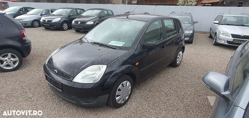 Negru Utilizat 2003 Ford Fiesta Trend Hatchback | 1.500 EUR (Preț OK) - Imagine 1/4