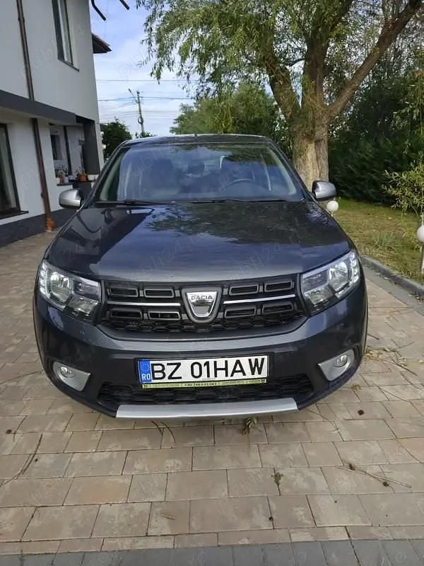 Utilizat 2020 Dacia Logan Stepway Berlinǎ | 8.500 EUR (Preț OK) - Imagine 1/4