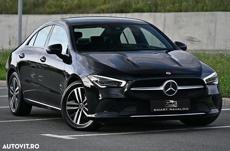 Culoarenegru Utilizat 2021 Mercedes CLA200 Berlinǎ | 20.500 EUR - Imagine 1/4