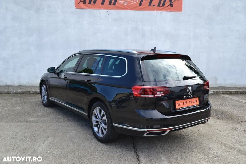 Second-hand VW Passat Highline 200 CP (147 kW) 2022 Negru Break