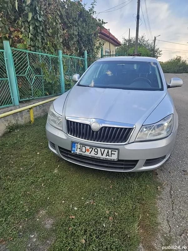 Gri Utilizat 2009 Skoda Octavia Berlinǎ | 3.000 EUR - Imagine 1/4