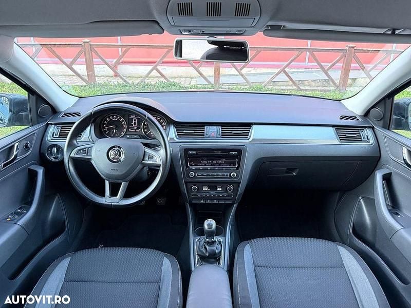 Second-hand Skoda Rapid Elegance 90 CP (66 kW) 2014 Culoaregri Hatchback