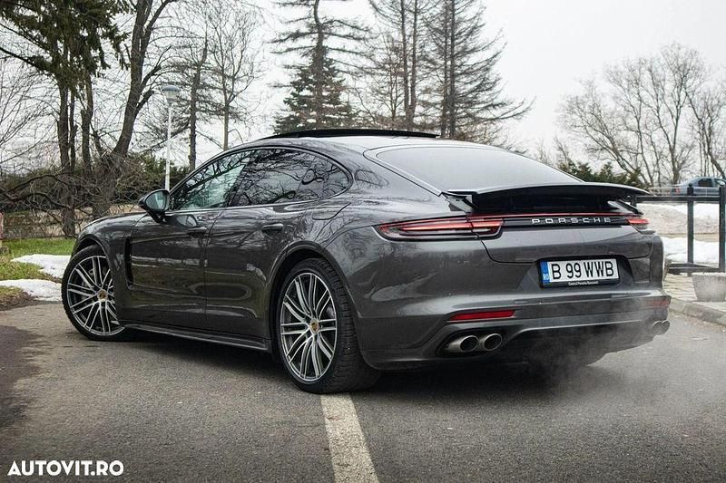 Second-hand Porsche Panamera 4 462 CP (339 kW) 2018 Culoaregri Berlinǎ