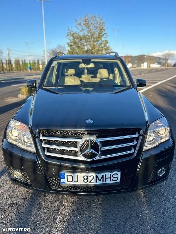Second-hand Mercedes GLK220 170 CP (125 kW) 2011 Culoarenegru SUV