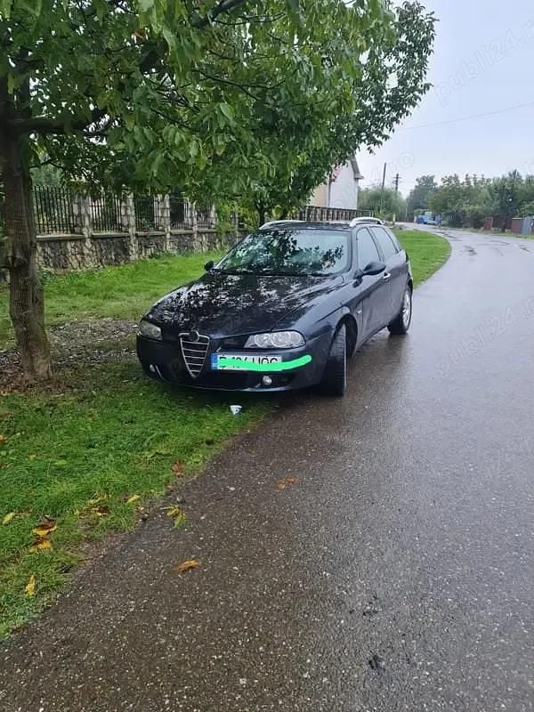 Utilizat 2005 Alfa Romeo 156 Hatchback | 1.000 EUR - Imagine 1/4