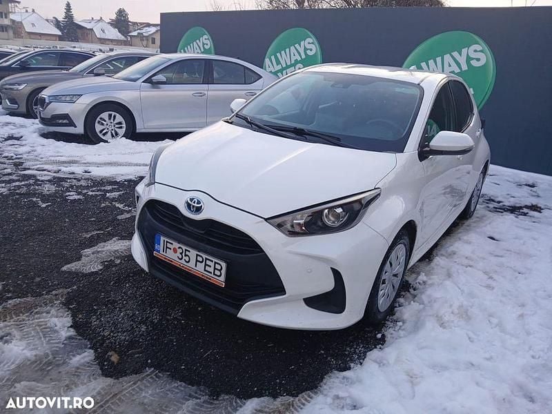 Culoarealb Utilizat 2021 Toyota Yaris Hybrid | 13.950 EUR (Super Preț) - Imagine 1/4