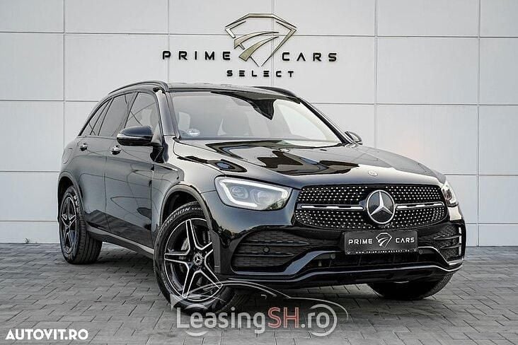 Negru Utilizat 2021 Mercedes 200 AMG line SUV | 31.994 EUR (Super Preț) - Imagine 1/4