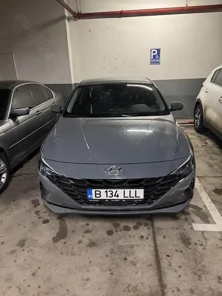 Second-hand Hyundai Elantra 128 CP (94 kW) 2023 Gri Berlinǎ