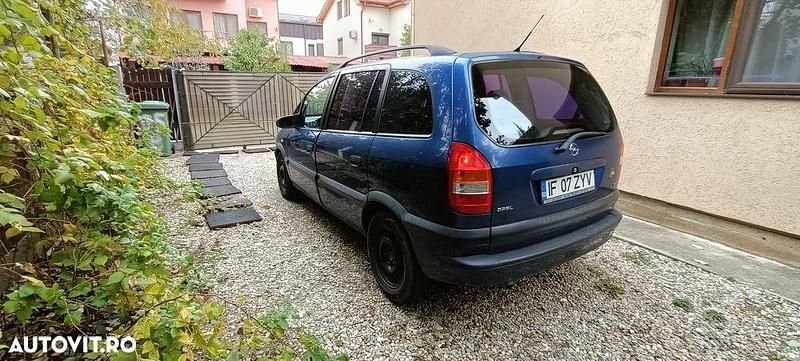 Culoarealbastru Utilizat 2002 Opel Zafira Monovolum | 1.450 EUR (Preț OK) - Imagine 1/4