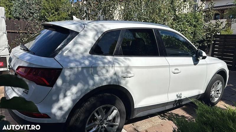 Second-hand Audi Q5 Sport 163 CP (119 kW) 2017 Culoarealb SUV