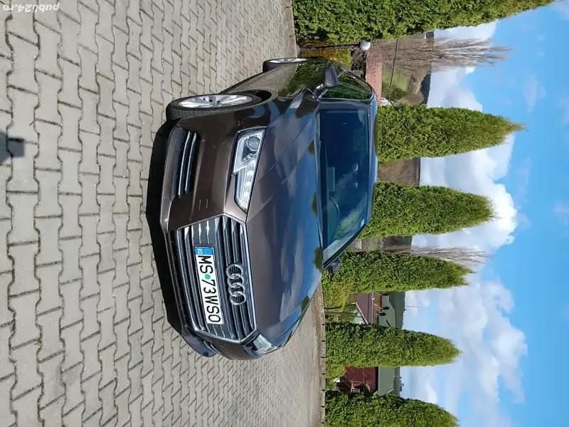 Maro Utilizat 2017 Audi A4 Berlinǎ | 14.500 EUR (Preț OK) - Imagine 1/4