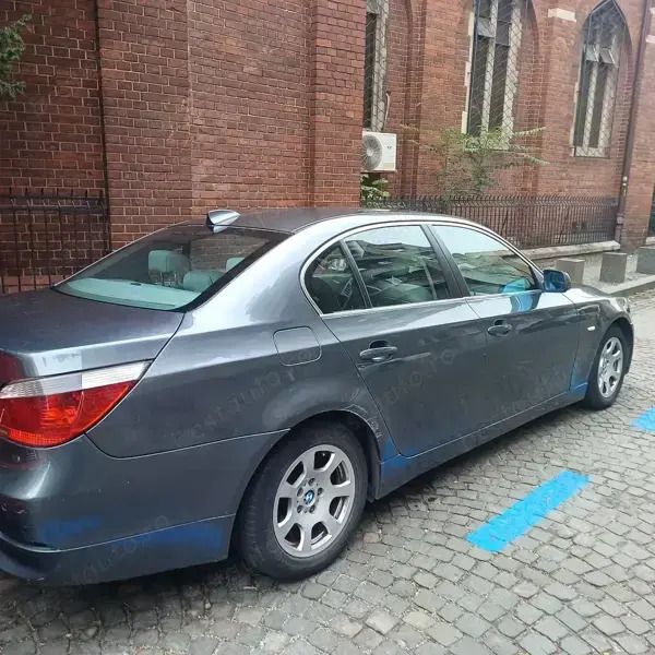 Gri Utilizat 2005 BMW 530 Berlinǎ | 4.000 EUR - Imagine 1/4